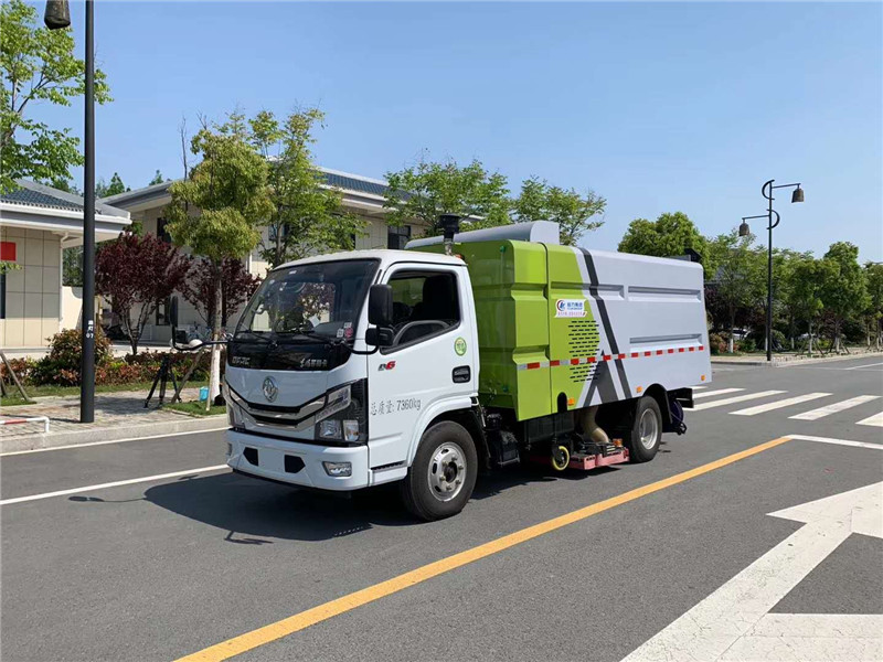 國六東風多利卡吸塵車