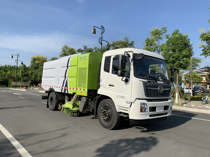 國六東風天錦吸塵車-湖北程力洗掃車廠家