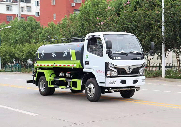 國六東風福瑞卡5噸灑水車